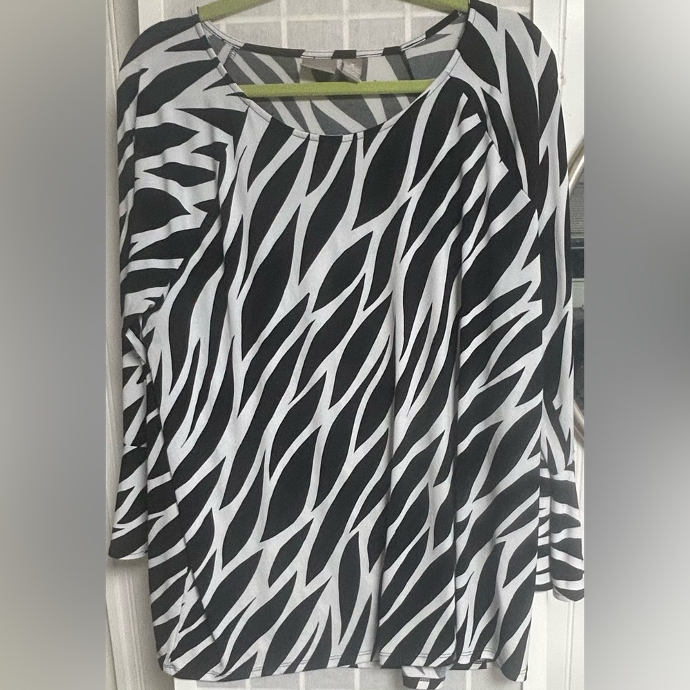 CHICO'S TOP BLOUSE CHICO'S SZ 3 (XL) BLACK WHITE PRINT STRETCH 3/4 Sleeves